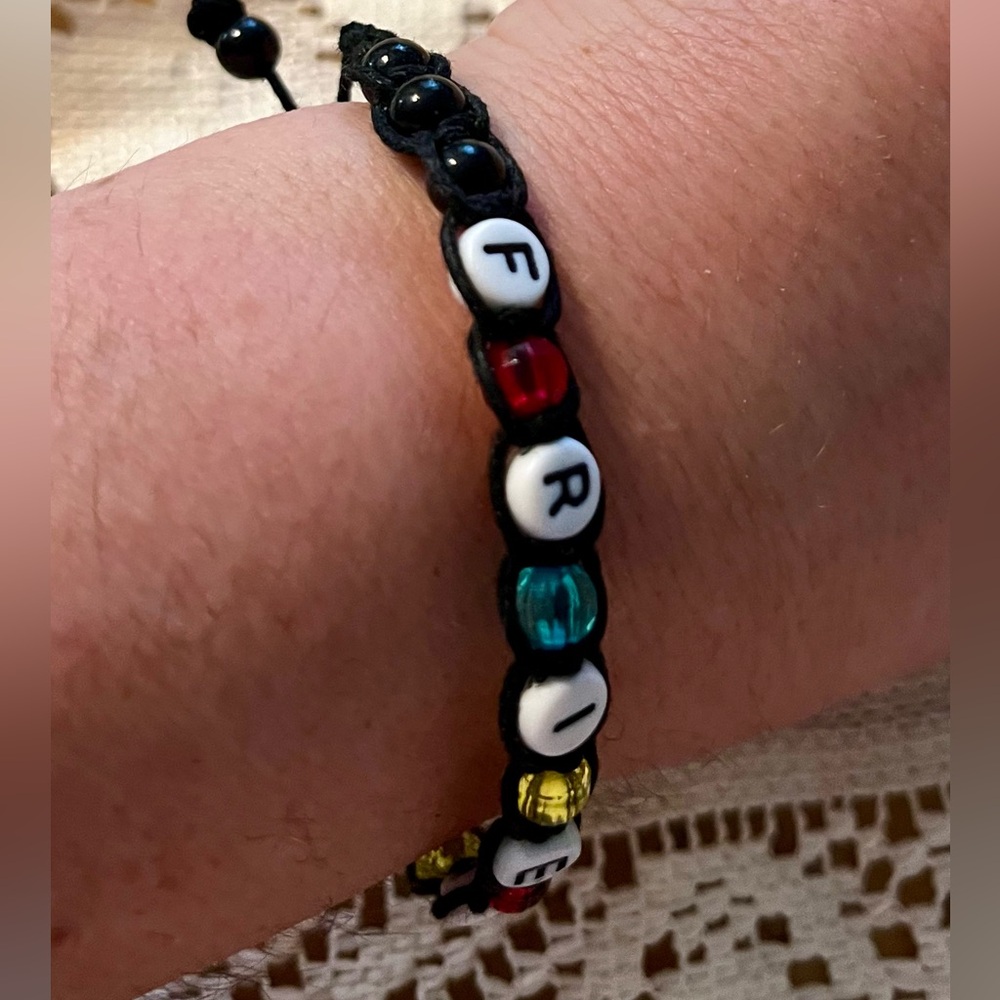 FRIENDS Beaded Bracelet - Adjustable Handmade - Friends TV Show